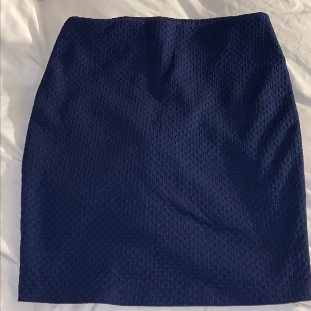 navy textured pencil skirt